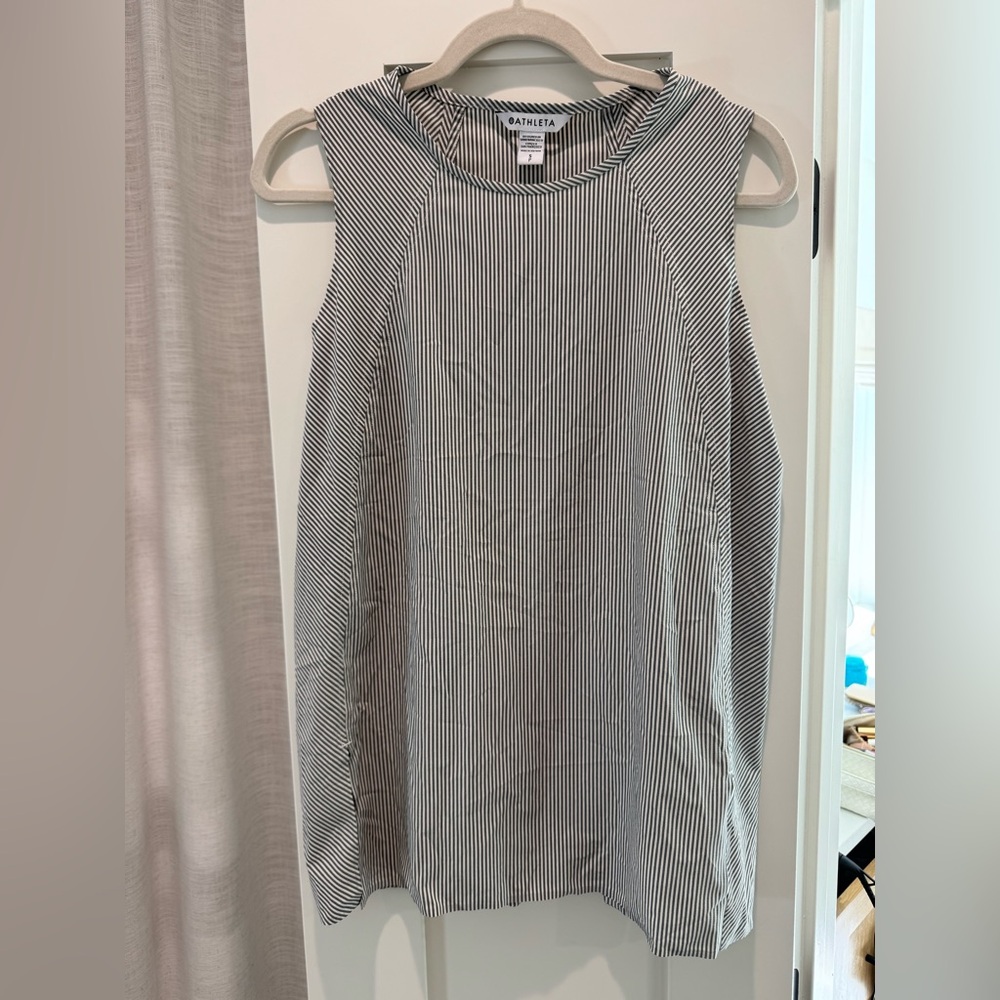 Athleta work top